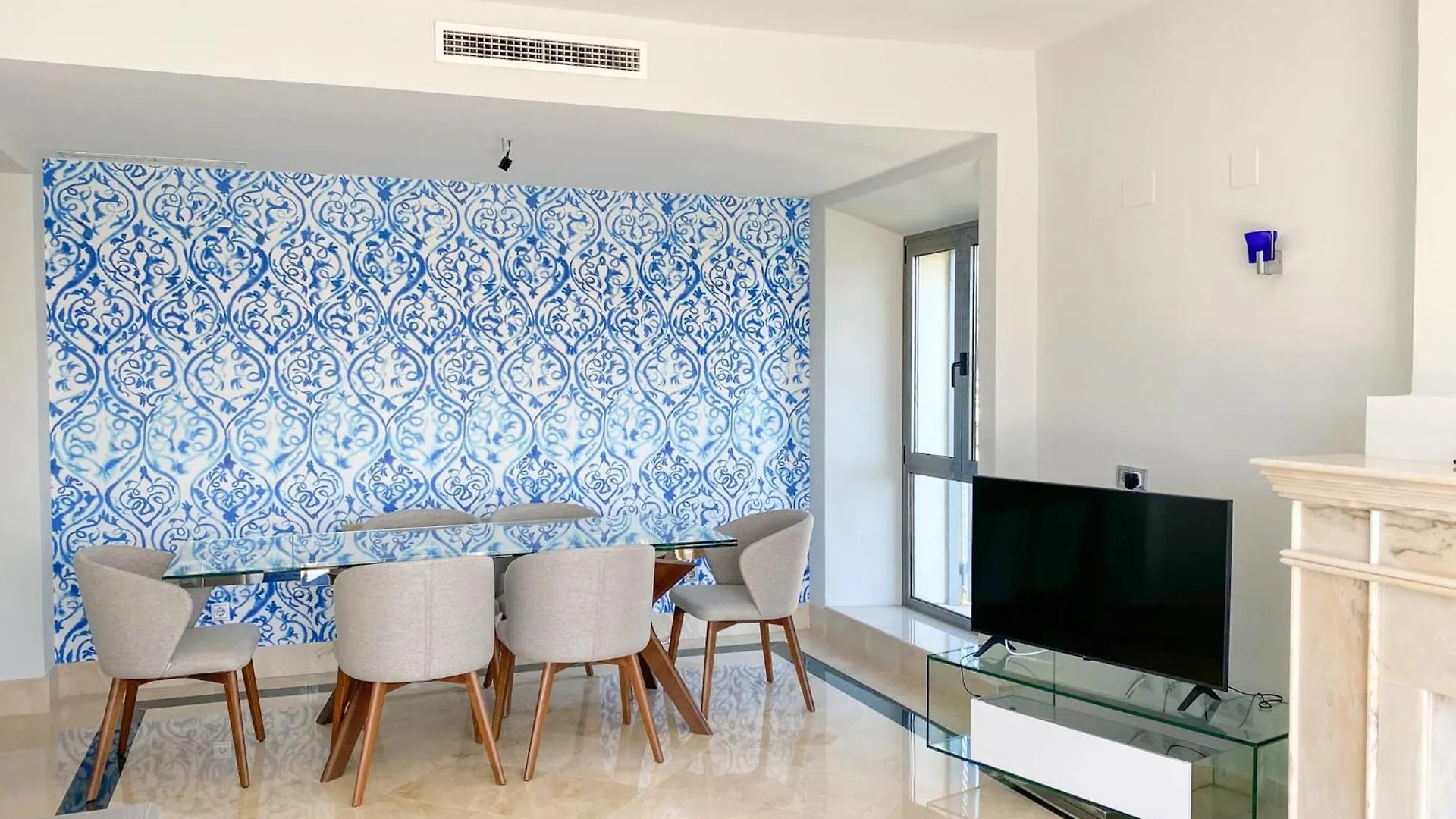 Ribera Del Dragoncillo Apartment Sotogrande Spain